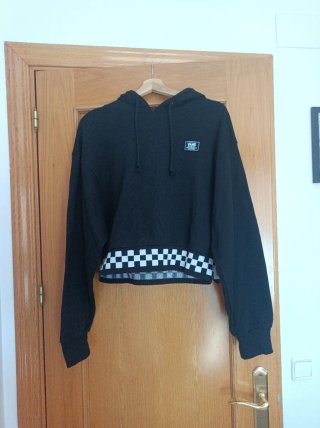 Sudadera Vans Negra cropped