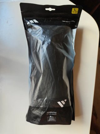 Espinilleras Adidas Tiro SG Match J Negras