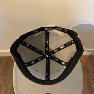 Cappello New Era taglia 7 1/4