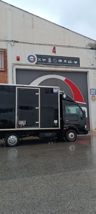 Nissan Cabstar 2006