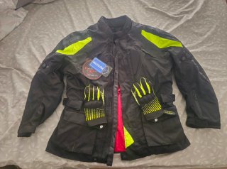 Chaqueta y guantes de moto. NUEVO.