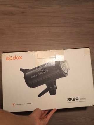 Foco de estudio Godox SK400II-V