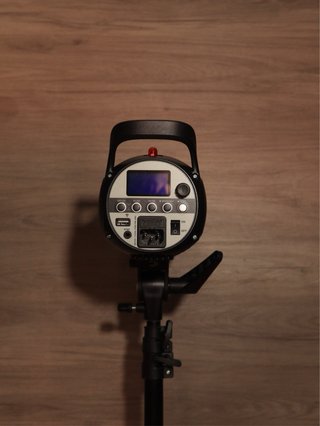 Foco de estudio Godox SK400II-V
