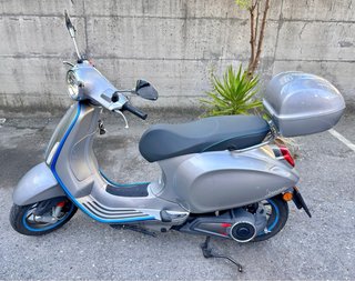 Vespa Elettrica 70 km/h 2021 - Genova