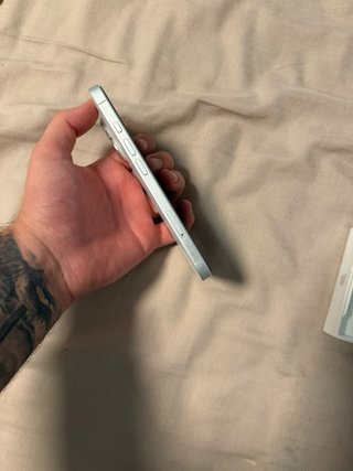 iPhone 16 128 GB