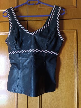 Camiseta/Chaleco Piel Mujer Negro y Rosa