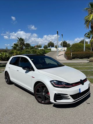 Volkswagen Golf GTI Performance 7.5 2019