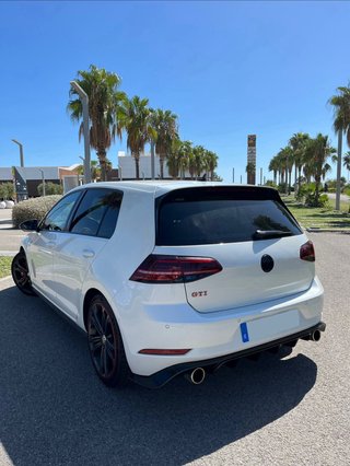 Volkswagen Golf GTI Performance 7.5 2019