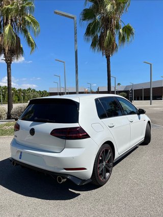Volkswagen Golf GTI Performance 7.5 2019