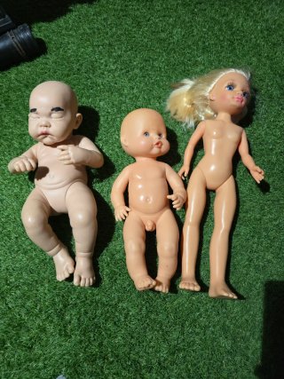 Lote de 3 muñecos bebé y niña
