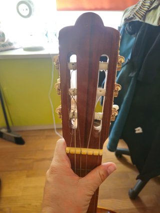 Guitarra Clásica José Ramírez + Estuche