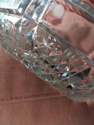 Cenicero cristal tallado con uñas plata