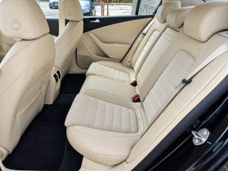 Volkswagen Passat 2010