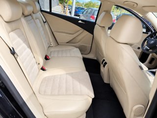 Volkswagen Passat 2010