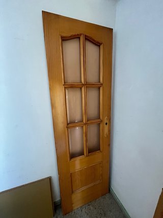 Puerta de madera interior