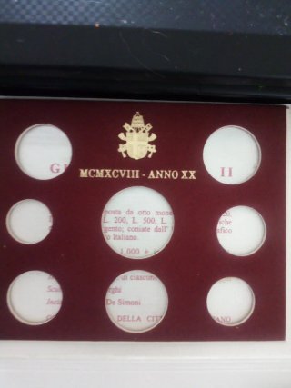 8 cofanetti vuoti Lire Vaticano Papa G.P. II