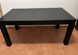 Mesa comedor y 8 sillas de madera maciza