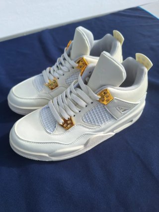 Zapatillas Jordan J4 Blanco Dorado Talla 40