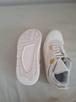 Zapatillas Jordan J4 Blanco Dorado Talla 40