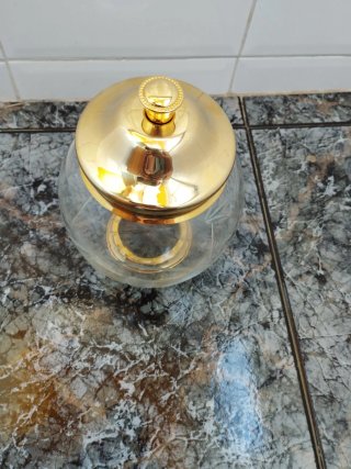 Bombonera de cristal dorada