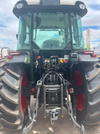 Tractor Claas Axos 230 Estándar