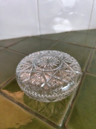 Caja de tocador de cristal tallado