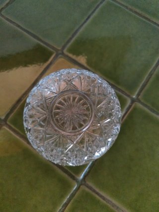 Caja de tocador de cristal tallado