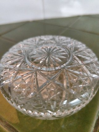 Caja de tocador de cristal tallado