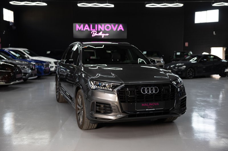 Audi Q7 2021, foto 2