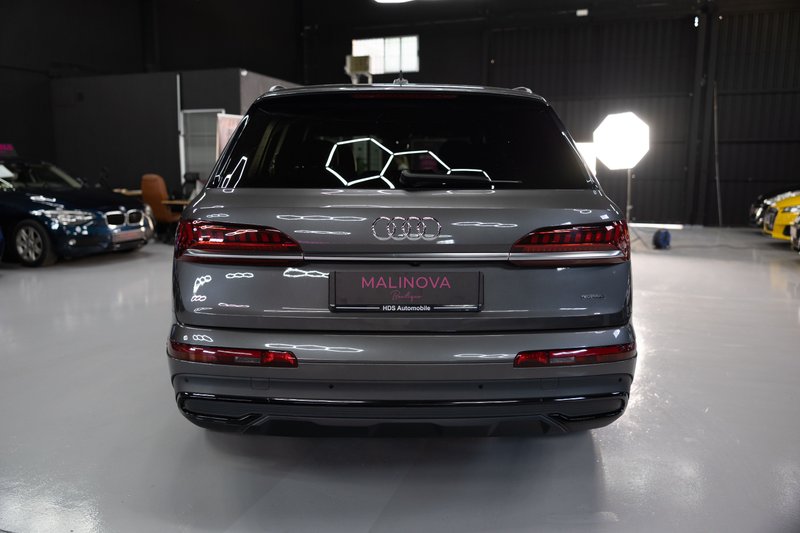 Audi Q7 2021, foto 12