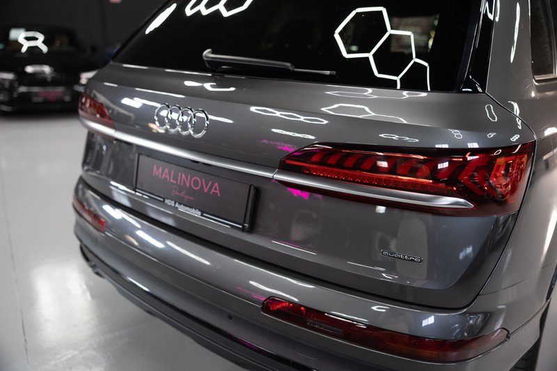 Audi Q7 2021, foto 22