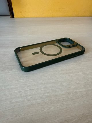 Funda iPhone 15 Pro Max con Magsafe y Tripode