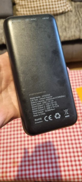 Batería Externa 30000mAh UE30050C