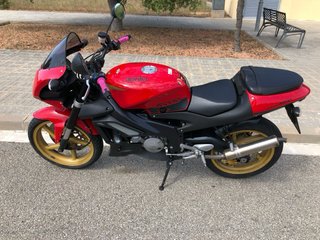 Aprilia Tuono 125 2T