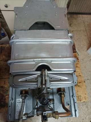 Calentador Deksia DK 10 P Gas Natural