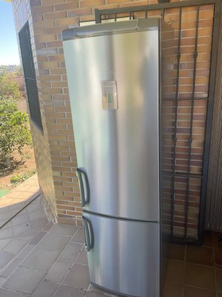 Frigorífico Combi Electrolux