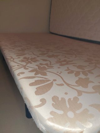 Somier + Colchón Viscoelástico 135 cm, urge venta