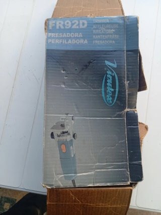 Fresadora Virutex FR92D