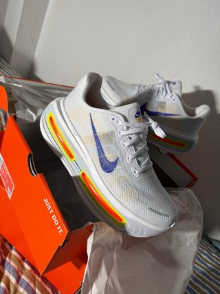 Nike Vomero Premium Azul Blanco