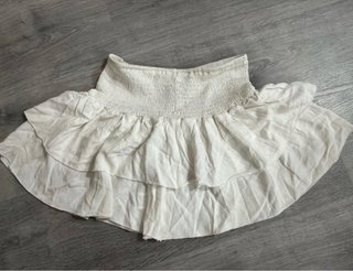 Falda blanca volantes talla única