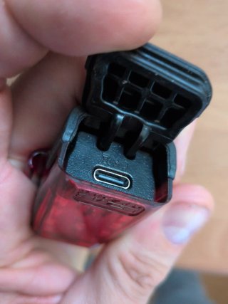 Luz trasera LEZYNE KTV Drive Pro+