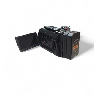 CAMARA CINEMATOGRAFICA URSA MINI 4.6K EF BLACKMAGIC + EMPUÑADORA + CARGADOR + CAJA