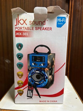 Altavoz Portátil JKX-301 Karaoke, tapa caja rota