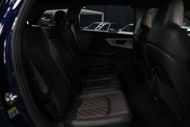 Audi Q7 2020, foto 16