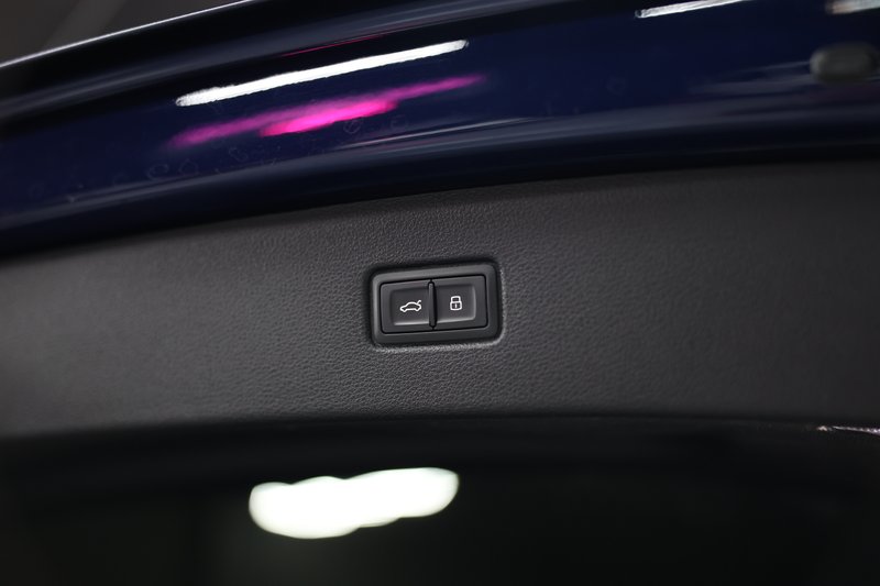 Audi Q7 2020, foto 27