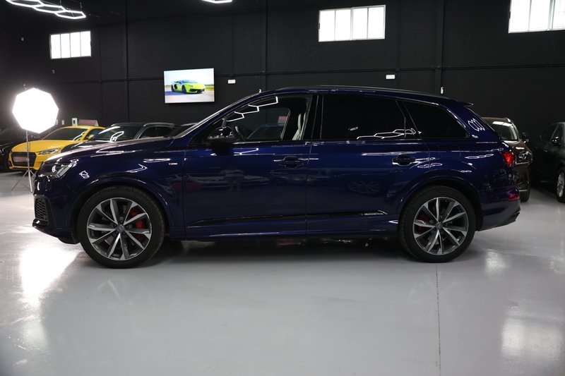 Audi Q7 2020, foto 35