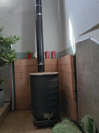 Estufa leña redonda grande