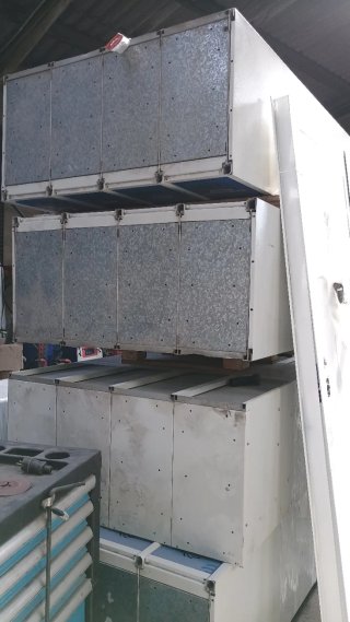 Módulo de taquillas metálicas azul