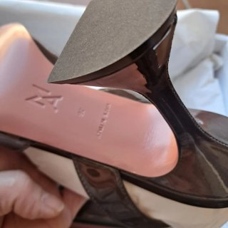Zapatos Amina Muaddi Begum Sling 95 Marrón Talla 3