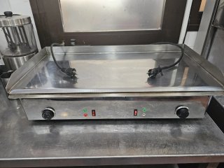Plancha Eléctrica Profesional Acero Inoxidable